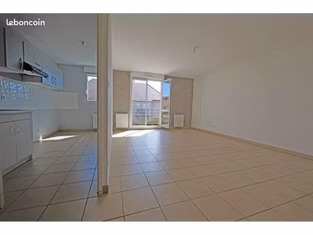 lux  appartement t4 74m2  parking privatif  residence sécurisée