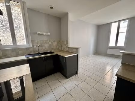 appartement 3 pièces 74 m²