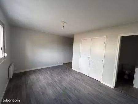 studio 1 pièce 23 m²