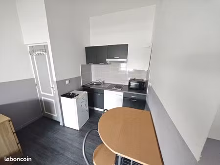studio 1 pièce 19 m²