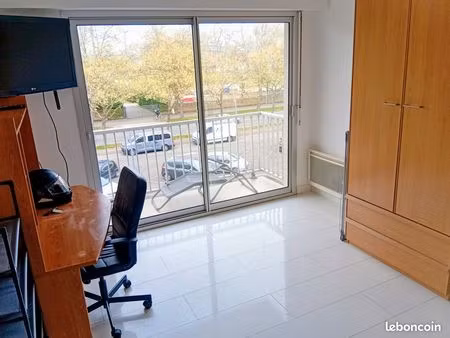 location t1 étudiant parc paysager