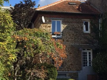 pavillon 5 pièces 169 m²