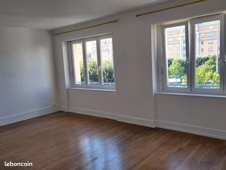 appartement t5 de 96 m² – belfort – 4 chambres – ascenseur