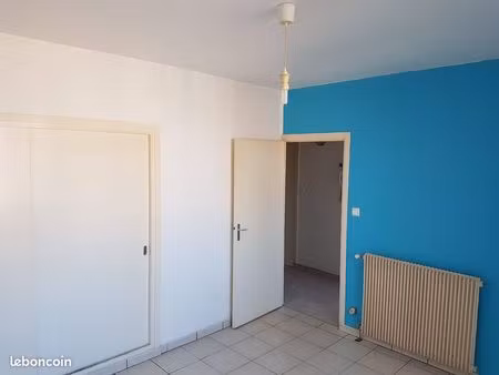 f1 de 27 m² – clermont-ferrand quartier fontgiève