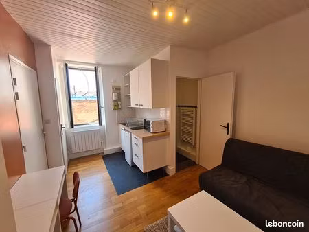 appartement 1 pièce 13 m²