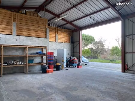 garage hangar - 600m3 stock - proche autoroute