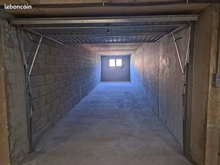 garage 29 m² aix les bains