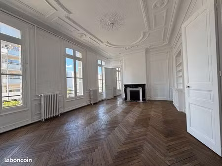 appartement 3 pièces 92 m²