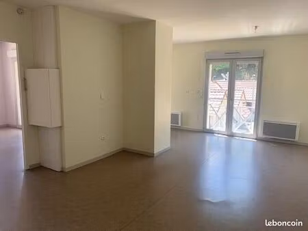 appartement 3 pièces 64 m²