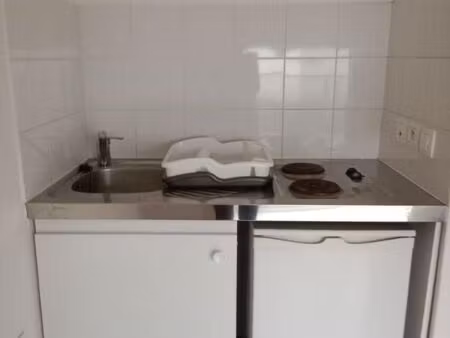 studio 1 pièce 19 m²