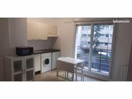 studio 1 pièce 25 m²