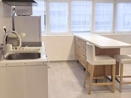 studio 1 pièce 35 m²
