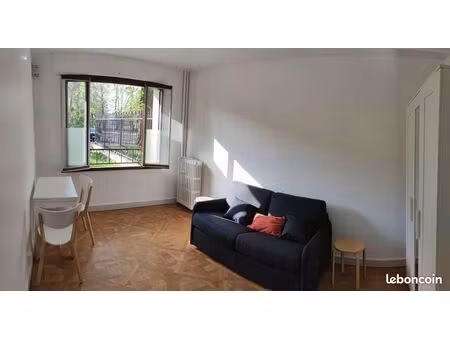 studio 1 pièce 18 m²