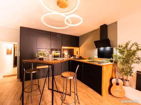 t2 design 43m² · hypercentre montpellier · entièrement rénové · cuisine haut de gamme · 1 