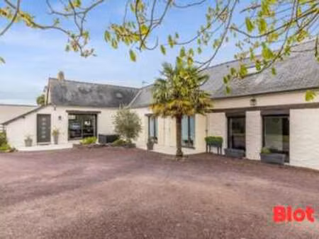 vente longère et corps de ferme à chavagne (35310) : à vendre / 149m² chavagne