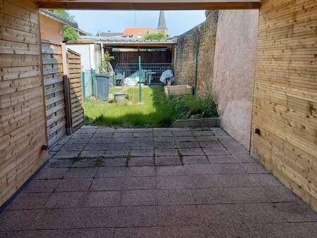 avec veranda et jardinet