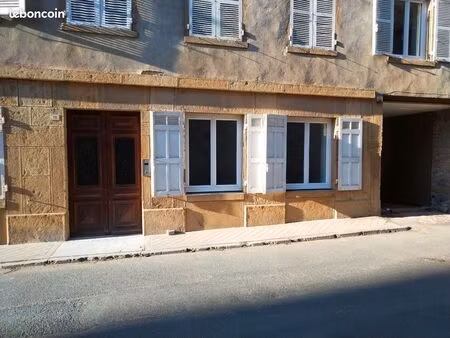 t2 neuf à louer centre village
