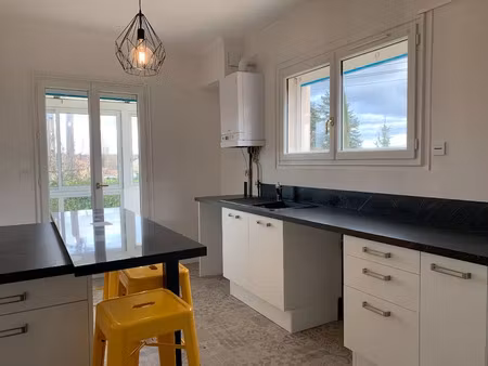 location maison 5 pièces 105 m² à saint-jean (31240)  1 500 €
