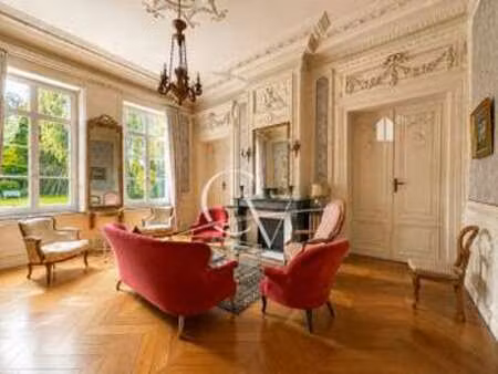 vente demeure d'exception à arras (62000) : à vendre / 470m² arras