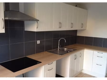 location maison 5 pièces à merignac (33700)  1 695 €