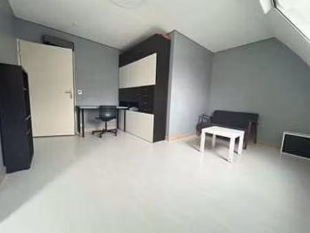 location appartement t1 meublé au kremlin-bicêtre (94270) : à louer t1 meublé / 29m² le kr