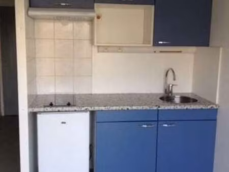 location appartement 2 pièces à lille (59000) : à louer 2 pièces / 26m² lille