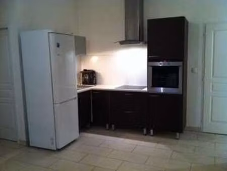 location appartement 3 pièces à villeurbanne (69100) : à louer 3 pièces / 50m² villeurbann