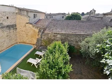 maison de 12 pièces de 231 m² à saint-jean-de-ceyrargues
