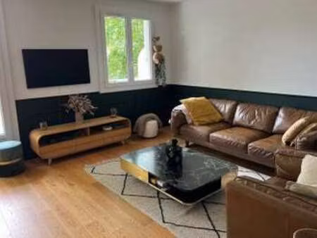 location appartement 3 pièces à bordeaux (33000) : à louer 3 pièces / 67m² bordeaux