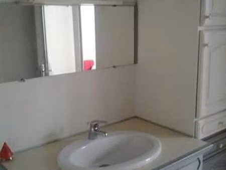 location appartement t1 à bordeaux (33000) : à louer t1 / 30m² bordeaux