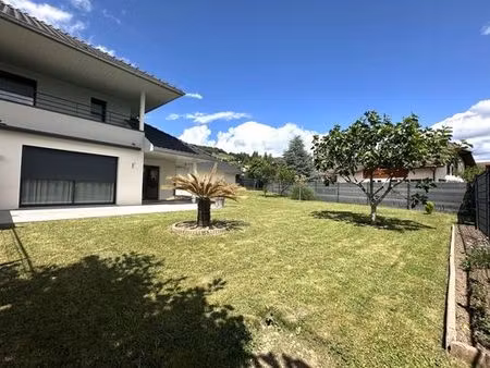 appartement de prestige de 72 m2 en vente épagny  auvergne-rhône-alpes