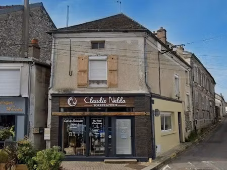 location appartement 1 pièce 43 m² à moret-loing-et-orvanne (77250)  600 €