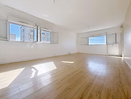 appartement 3 pièces à vendre à angers - secteur madeleine/justices