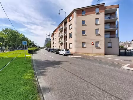 vente appartement 3 pièces 62.77 m² à le petit-quevilly (76140)  89 500 €