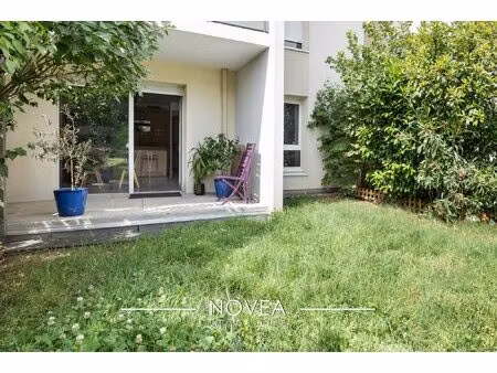 rez-de-jardin avec garage double