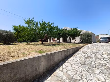 maison rénovée sur aigues vives – 120m²  piscine