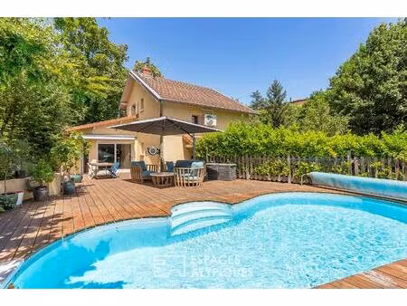 maison 1930 avec jardin et piscine