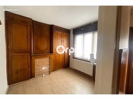 maison 6 pièces 81 m²