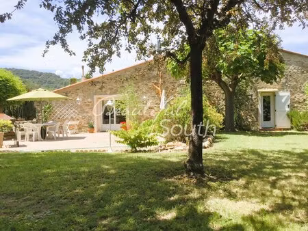 charmante maison de caractere avec jardin  secteur prades
