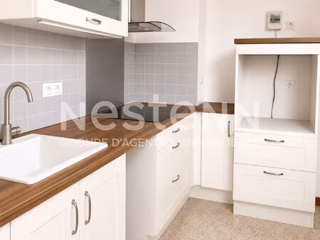 appartement t5 avec balcon loggia  cave et 1 place de parking privatif
