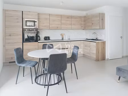 t4 meublé dans résidence neuve avec terrasse et parking