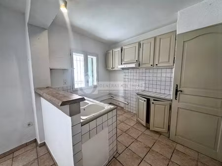appartement t2 à saint-rémy-de-provence