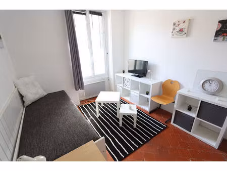 joli studio meuble