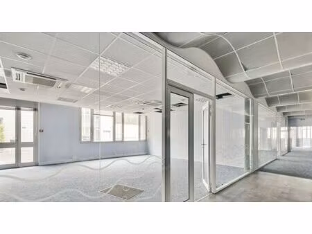 a louer bureaux / activite 517 60m2 colombes