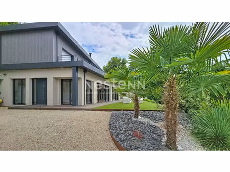 maison 7 pièces à louer à seiches-sur-le-loir  secteur matheflon