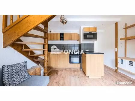 crete cote village - agréable t4 duplex avec 1 parking couvert