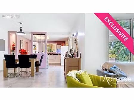 maison 9 pièces 184 m²