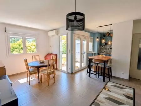 appartement f2 -48m2- prés d'arènes