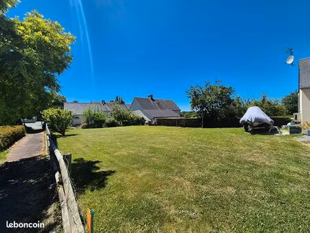 terrain 370 m² hudimesnil
