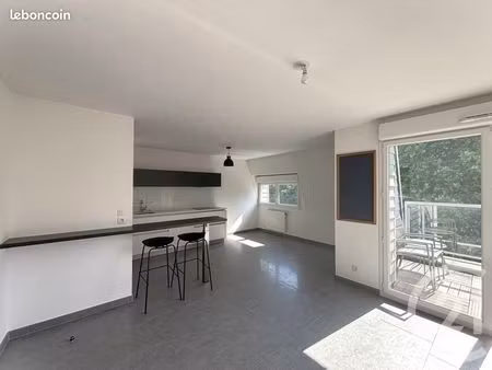 appartement 3 pièces 63 m²